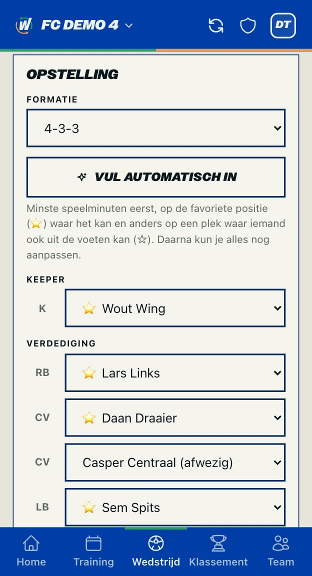 De opstelling maken op de telefoon: formatie kiezen en per plek een speler aantikken